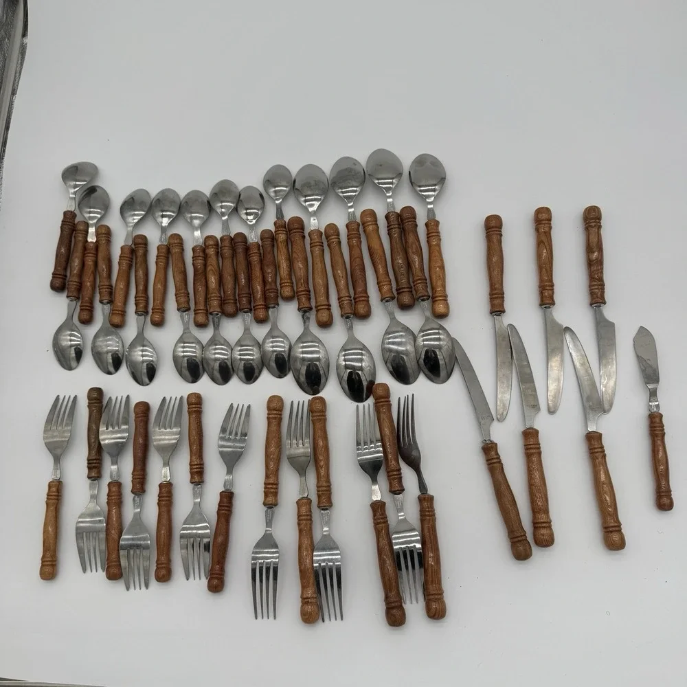VTG Lifetime Cutlery Old Homestead Stainless Wood Handle Flatware Set 43‎ Pcs